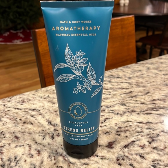 Bath & Body Works Bath & Body Bath And Body Works Aromatherapy Eucalyptus Tea Body Wash